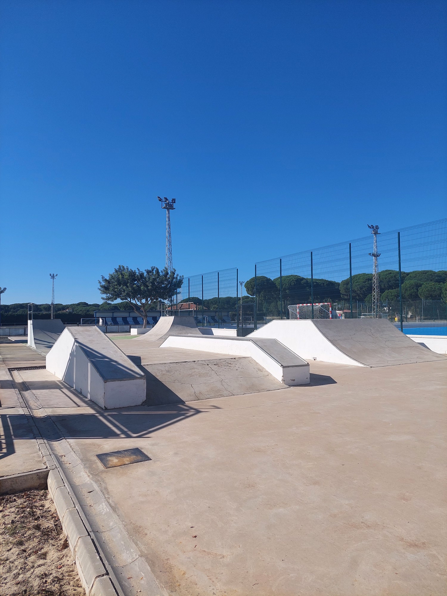 Hinojos skatepark